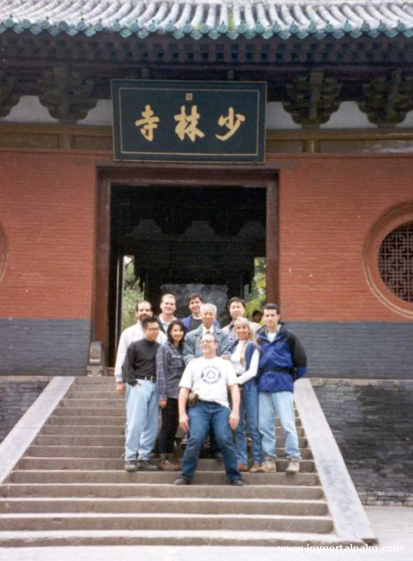 eddie_at_shaolin_temple.jpg