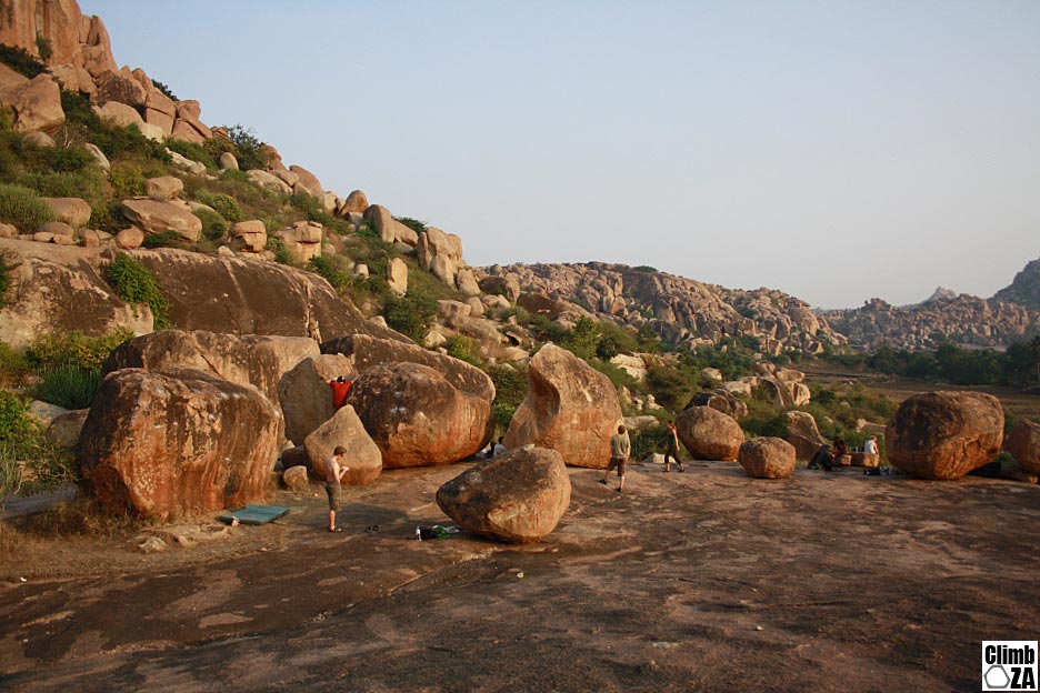 Rishimun-Plateau-boulders.jpg