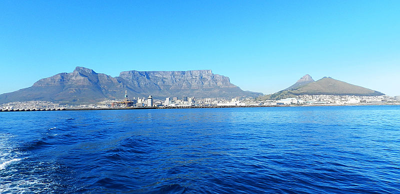 Stories from Africa told while on tour in South Africa with Alan Tours Port  Elizabeth