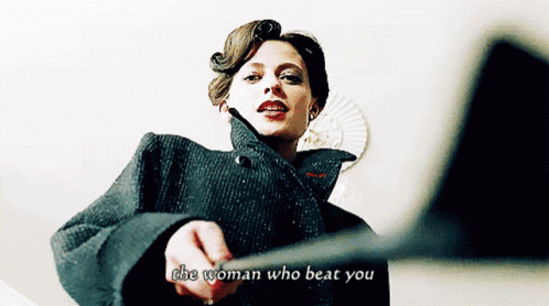 irene-adler-lara-pulver.gif