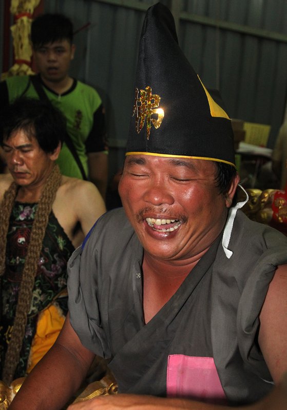 6602711-The-laughing-shaman-0.jpg