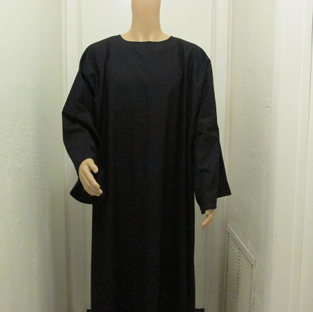 Black-Tau-robe-1.jpg