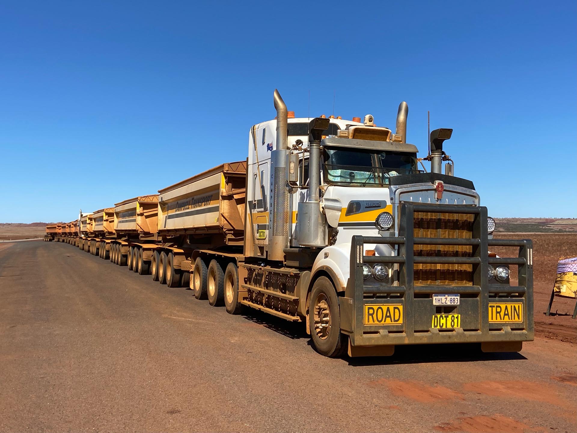 West-Australian-Road-Trains_004.jpg