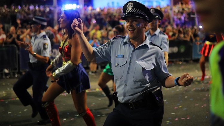 police-mardi-gras.jpg