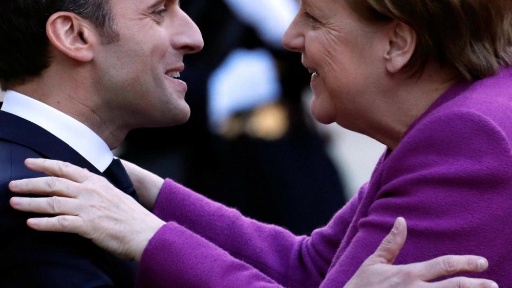 2018-03-16T194952Z_1592664945_RC17E4FDE8A0_RTRMADP_3_FRANCE-GERMANY-MACRON-MERKEL.JPG